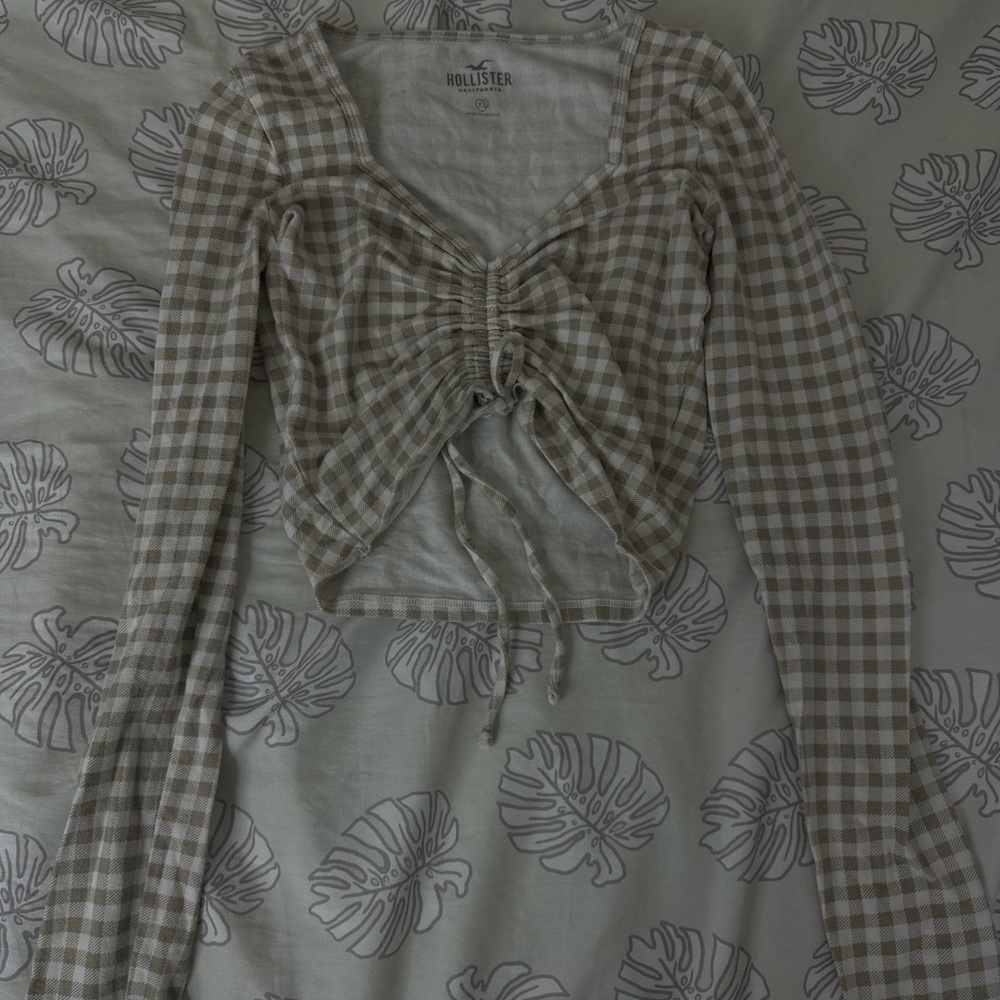 Hollister White & Tan Checkered Crop Top